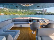 the best price on Sunseeker 86 Yacht