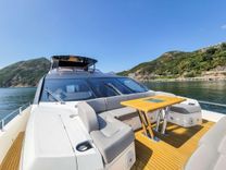 Buy a Sunseeker 86 Yacht 2016 at Shestakov Yacht Sales