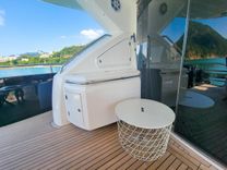 the best price on Sunseeker 86 Yacht 2009