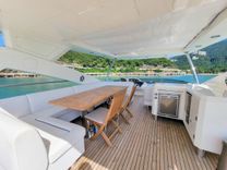 the best price on Sunseeker 86 Yacht Sunseeker 86