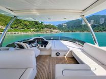 Buy a yacht Sunseeker 86 Yacht - Sunseeker