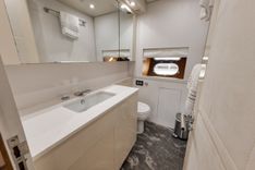 Стоимость яхты U Wish