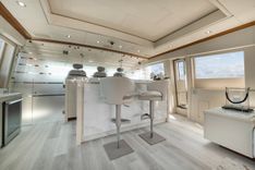 Купить яхту U Wish 2008 в Shestakov Yacht Sales