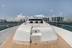 Купить яхту U Wish в Shestakov Yacht Sales