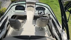 2013 SeaRay 205 Sport @ Tequesquitengo - SEA RAY yacht sale