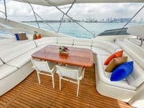 Buy a yacht Custom Line 112 - FERRETTI CUSTOM LINE