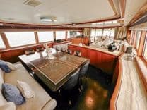 Custom Line 112 2005 yacht sale