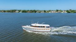 ABSOLUTE Houseboat yacht sale