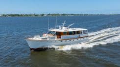 Buy a yacht ABSOLUTE 62
