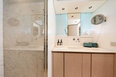 Buy a yacht Sanlorenzo SX76 2020