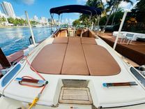 - - Chris-Craft yacht sale