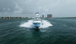 Купить яхту ATTITUDES Daniels Boatworks 42 Express в Shestakov Yacht Sales