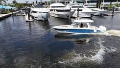 Стоимость яхты 35 ft 2020 Boston Whaler 350 Realm, Yacht Kings - Boston Whaler
