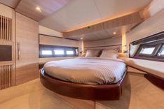 the best price on OXYGENE III Azimut 47 Fly
