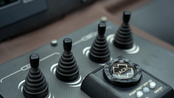 best yacht sales deals WIND 2009