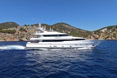 best yacht sales deals ENVY 134