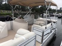 26' Crest 2007 2570 LXS - CREST yacht sale