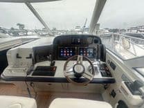 Купить яхту Sundancer 500 - SEA RAY в Shestakov Yacht Sales