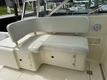 Buy a yacht - - PURSUIT BOATS