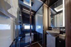 the best price on LIONESS - Baia