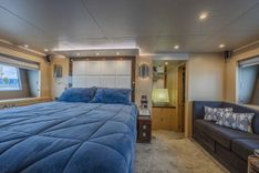 best yacht sales deals Dirty Dawg - Sunseeker