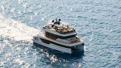 2024 Lazzara LPC 300 70