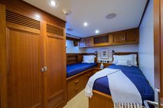 Купить яхту SEA BOLD - NEW ENGLAND BOATWORKS в Shestakov Yacht Sales
