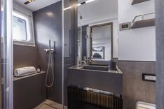 best yacht sales deals Pearl 72