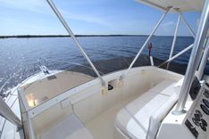 the best price on Fishin Post 1990