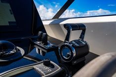 best yacht sales deals Midlife Muse SD90