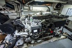 best yacht sales deals Bob 'N Around - SEA RAY