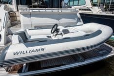 the best price on Bob 'N Around - SEA RAY