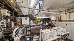 Buy a yacht Surplus Lines 91