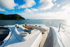 the best price on RASCAL 115 Sport Yacht