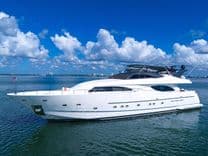Buy a yacht Ferretti Yachts Custom Line 94 2002