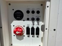 Купить яхту - - ROBALO в Shestakov Yacht Sales