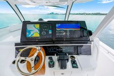 Buy a 56 Suenos GIX - HCB at Shestakov Yacht Sales
