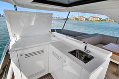 Buy a yacht SMILE 66 Flybridge
