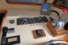 Лучшая цена на LOVE U 2 - CHB