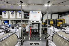 Buy a yacht Jule 2005