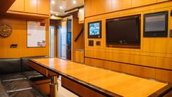 Buy a yacht SEA PEARL 163