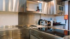 SEA PEARL 2009 price