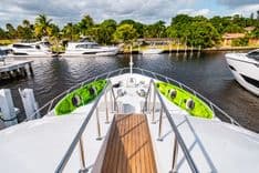 Buy a LONE STAR - Hatteras at Shestakov Yacht Sales