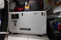 Buy a yacht CHAMELEON SL90A