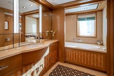 Продажа яхты ALFA NERO 2007