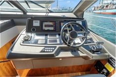 Buy a yacht Exit - Sunseeker