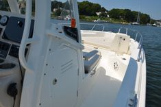 Купить яхту Boston Whaler 250 2024 в Shestakov Yacht Sales