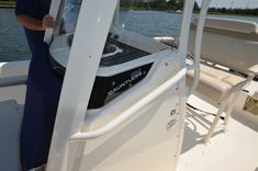 Продажа яхты Boston Whaler 250 - Boston Whaler
