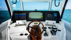 the best price on EXECUTIVE DECISION 53 Suenos