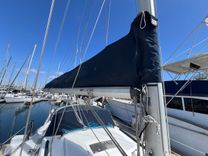 Buy a HUNTER LEGEND 37.5 LEGEND 37.5 at Shestakov Yacht Sales